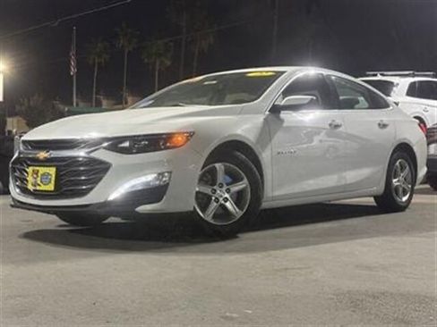 Used 2022 Chevrolet Malibu LT image 36