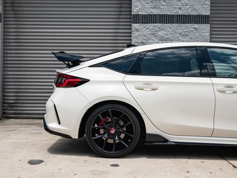 Used 2025 Honda Civic Type R image 20
