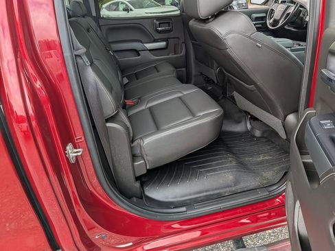 Used 2018 Chevrolet Silverado 1500 LT w/ All Star Edition image 31