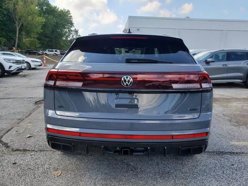 New 2026 Volkswagen Atlas Cross Sport SEL R-Line AWD/4WD image 5