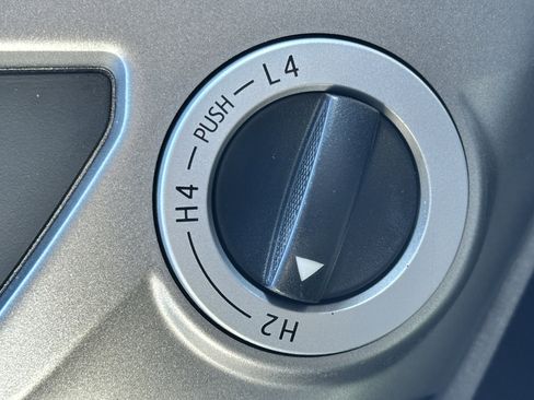 Used 2015 Toyota Tacoma 4x4 Double Cab w/ TRD Sport Package image 36