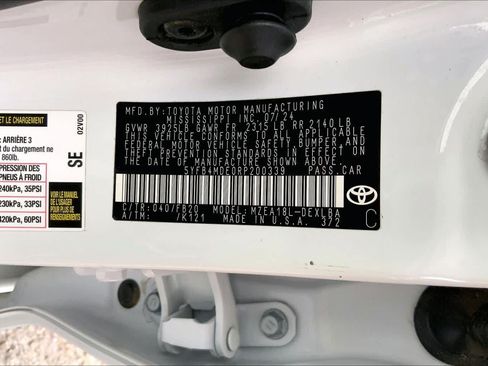Used 2024 Toyota Corolla LE FWD image 34