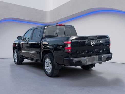 Used 2022 Nissan Frontier SV RWD image 7