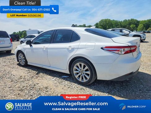 Used 2020 Toyota Camry LE FWD image 3