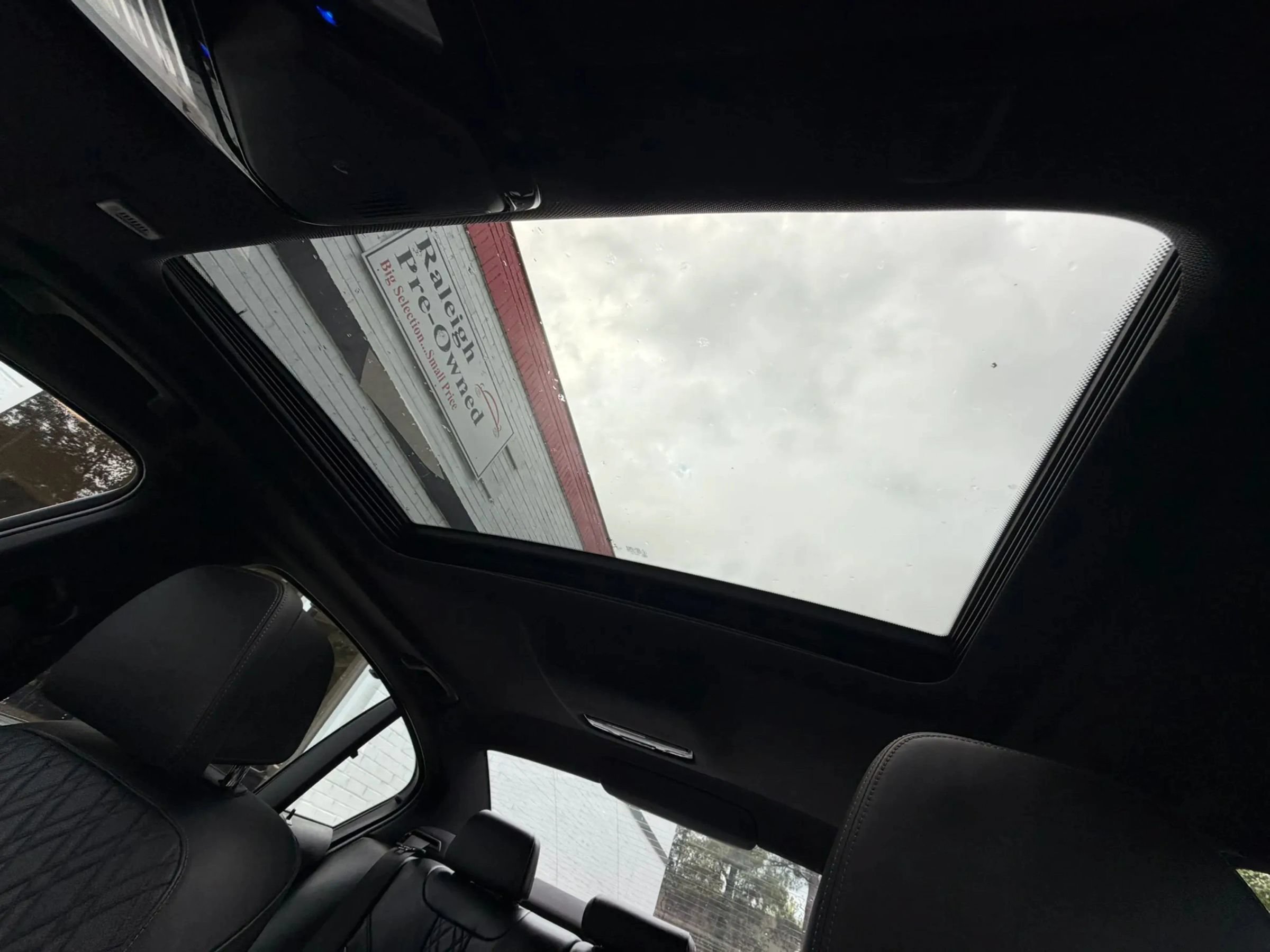 Used 2018 BMW M550i xDrive AWD/4WD image 46