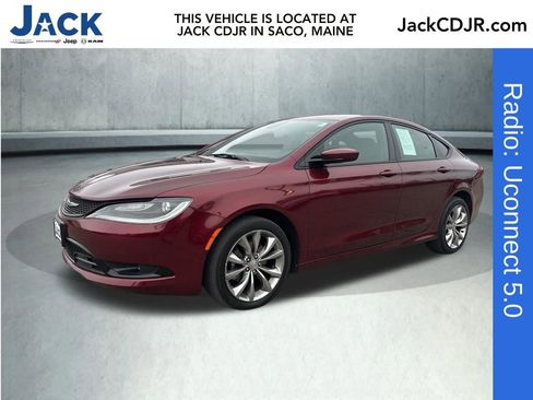 Used 2016 Chrysler 200 S image 1