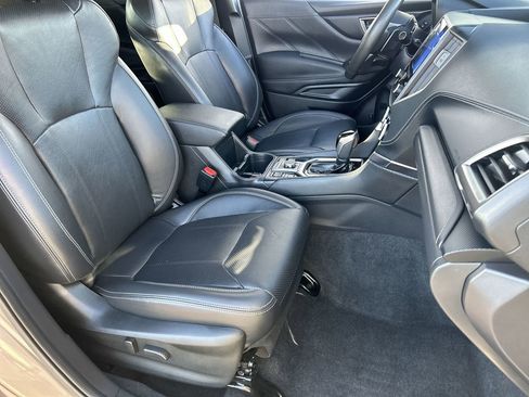 Used 2023 Subaru Forester Touring image 8