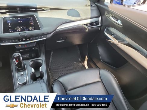 Used 2023 Cadillac XT4 Premium Luxury AWD/4WD image 24