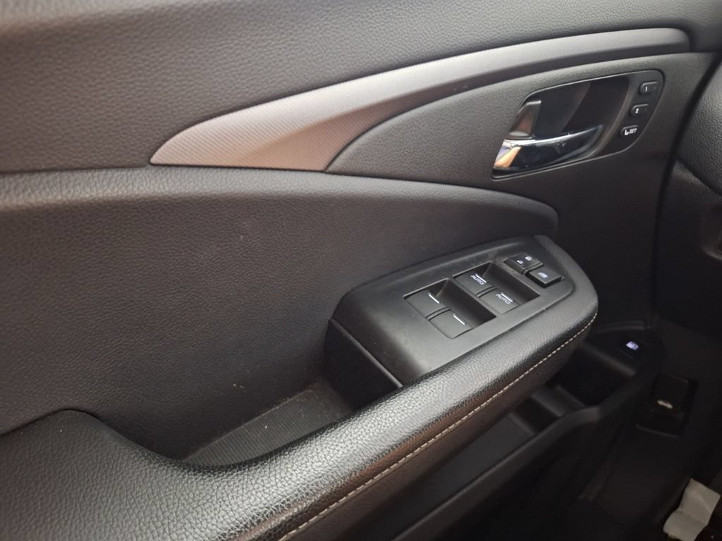 Certified 2023 Honda Ridgeline RTL image 17