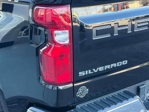 Certified 2023 Chevrolet Silverado 1500 LT w/ Safety Package AWD/4WD image 11
