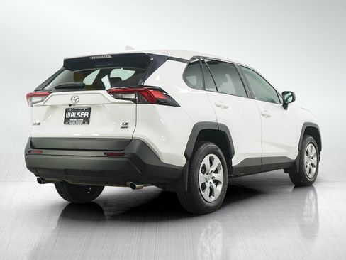 Used 2023 Toyota RAV4 LE AWD/4WD image 5