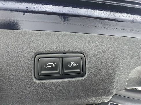 New 2026 Kia Carnival EX FWD image 17