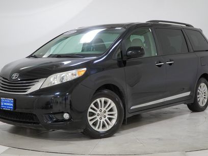 Used 2017 Toyota Sienna XLE w/ XLE Navigation Package