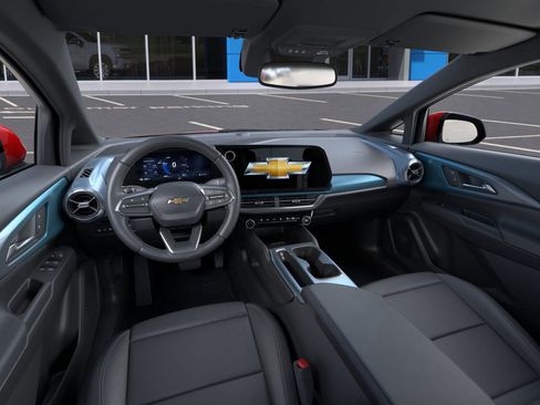 New 2026 Chevrolet Equinox EV LT image 16