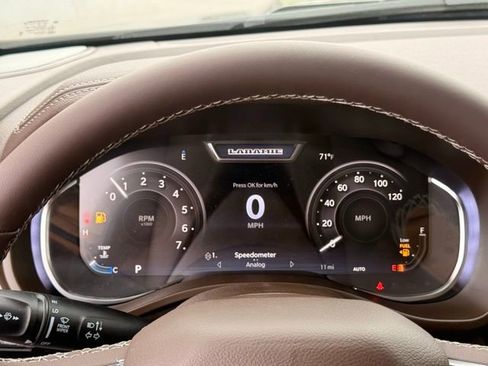 New 2026 RAM 1500 Laramie AWD/4WD image 26