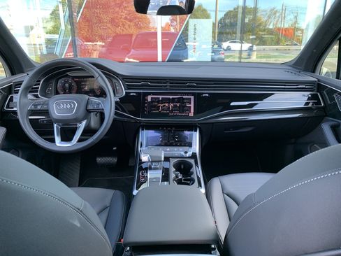 Certified 2025 Audi Q7 2.0T Premium Plus w/ Premium Plus Package image 17