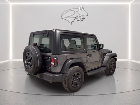 Used 2024 Jeep Wrangler Sport AWD/4WD image 6