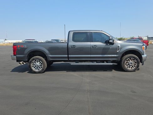 Used 2017 Ford F350 Lariat w/ Lariat Ultimate Package AWD/4WD image 9