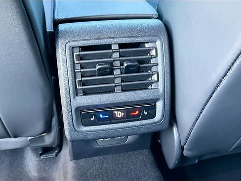 Used 2025 Volkswagen Golf R Black Edition image 19