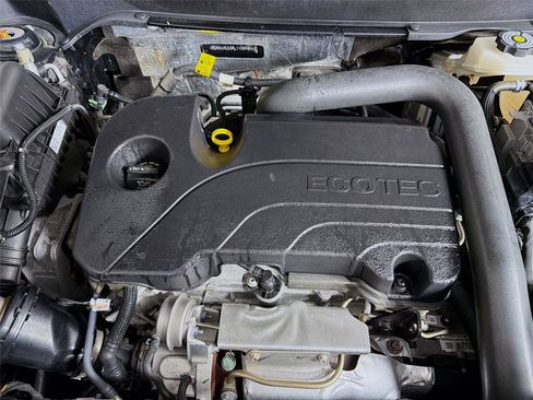 Used 2024 Chevrolet Equinox LS w/ LS Convenience Package FWD image 32