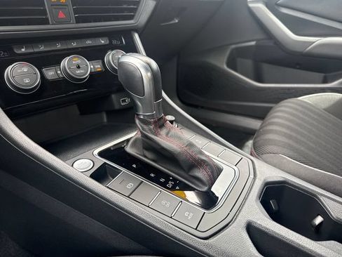 Used 2019 Volkswagen Jetta GLI FWD image 20