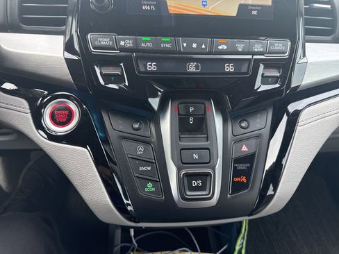 Used 2022 Honda Odyssey Touring image 32