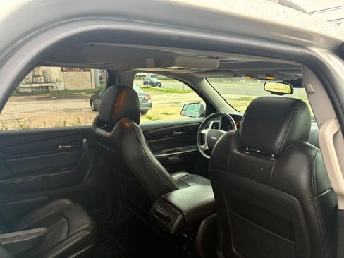 Used 2016 GMC Acadia SLT w/ Open Road Package FWD image 5