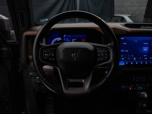 Used 2023 Ford Bronco Outer Banks image 25