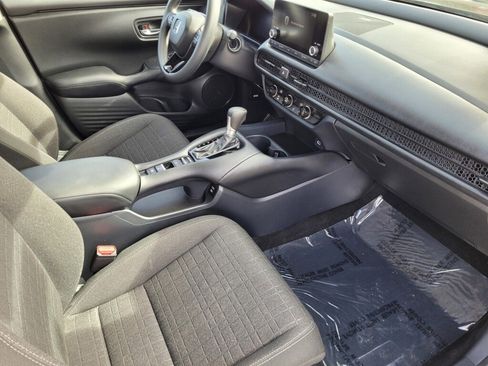 Certified 2025 Honda HR-V LX image 20
