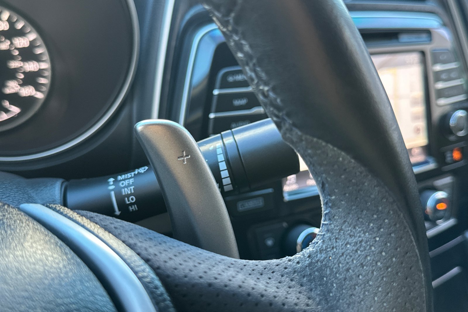 Used 2018 Nissan Maxima SR w/ Interior Lighting Package FWD image 38