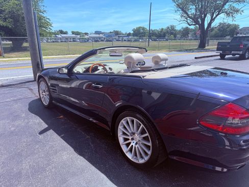 Used 2008 Mercedes-Benz SL 550 image 3