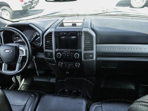 Used 2019 Ford F250 Lariat AWD/4WD image 11