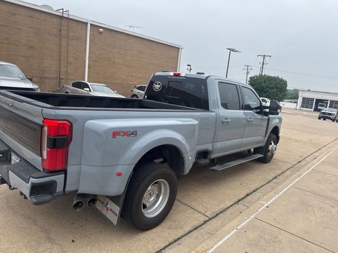 Used 2026 Ford F350 Platinum AWD/4WD image 4