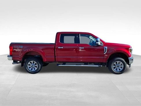 Certified 2018 Ford F250 XLT w/ XLT Premium Package image 10
