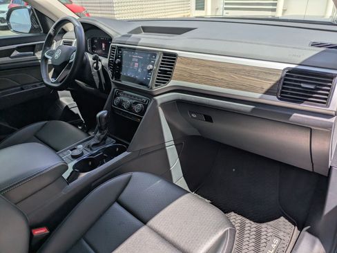 Used 2022 Volkswagen Atlas SE w/ Panoramic Sunroof Package AWD/4WD image 29
