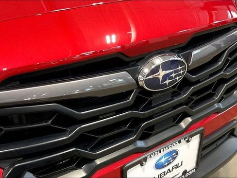 Used 2025 Subaru Crosstrek 2.5i Limited AWD/4WD image 30