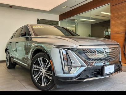 Certified 2024 Cadillac Lyriq Luxury w/ LPO, Floor Liner Package