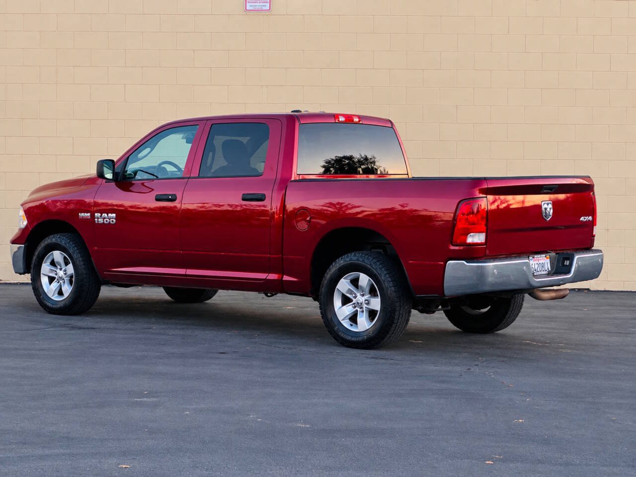 Used 2014 RAM 1500 ST w/ SXT Appearance Group AWD/4WD image 5