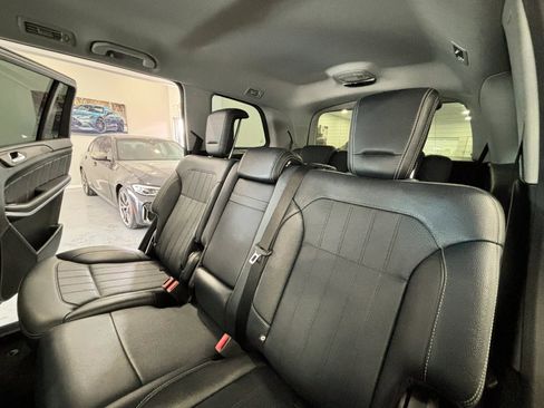 Used 2014 Mercedes-Benz GL 450 4MATIC image 14