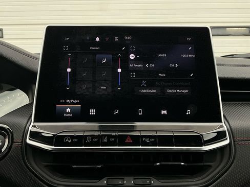 Used 2025 Jeep Compass Trailhawk w/ Trailer Tow Group image 29