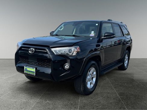 Used 2024 Toyota 4Runner SR5 Premium w/ Moonroof Package AWD/4WD image 3
