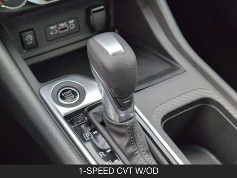 Used 2025 Nissan Sentra SV image 18