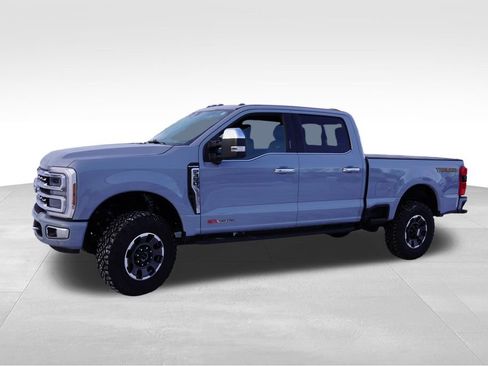 Used 2024 Ford F350 Platinum w/ Tremor Off-Road Package image 10