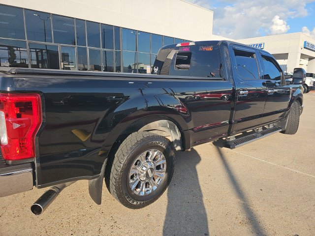 Used 2018 Ford F250 Lariat w/ Chrome Package RWD image 7
