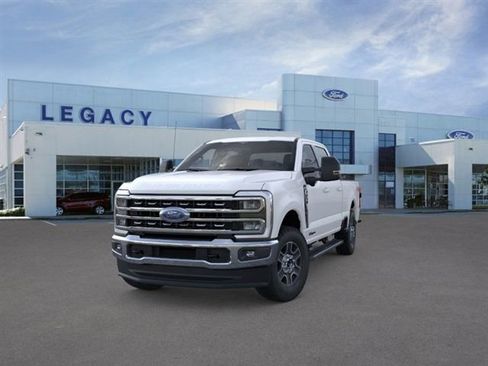 New 2026 Ford F250 Lariat w/ FX4 Off-Road Package image 2
