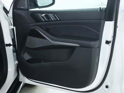 Certified 2026 BMW X5 xDrive40i w/ Climate Comfort Package image 34