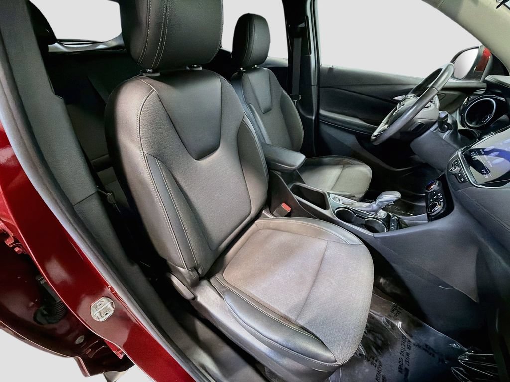Used 2022 Buick Encore GX Preferred FWD image 24