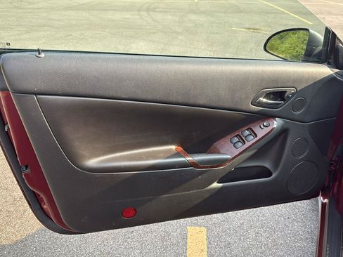 Used 2008 Pontiac G6 GT w/ Premium Package FWD image 9