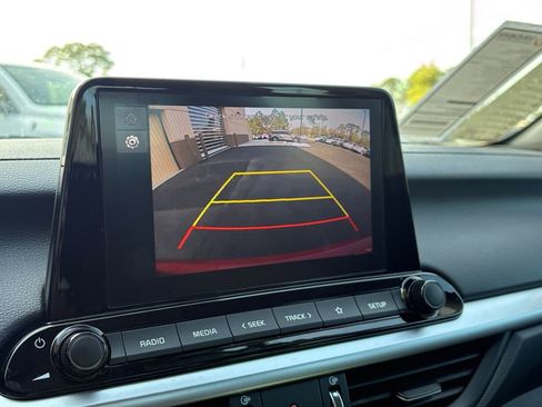 Used 2024 Kia Forte LXS w/ LXS Technology Package image 17