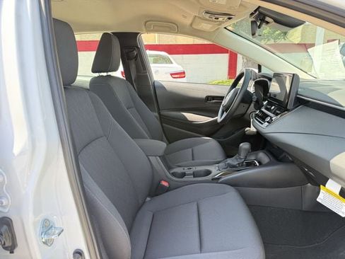 Used 2026 Toyota Corolla LE FWD image 29